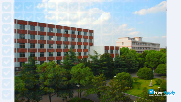 Photo de l’Changsha Environmental Protection College #6