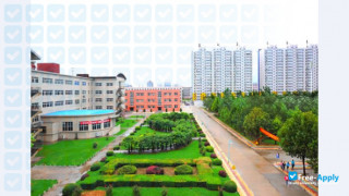 Miniatura de la Xingtai Medical College #7