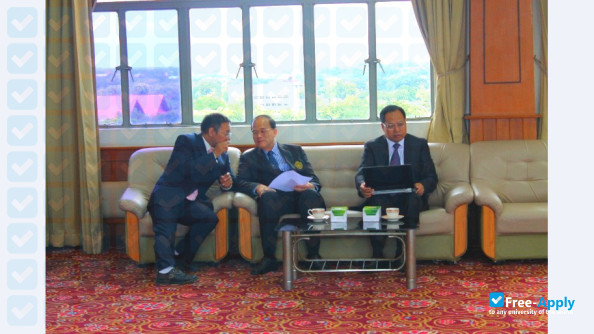 Photo de l’Lincang Teachers College #5