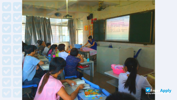 Luoding Polytechnic photo #4