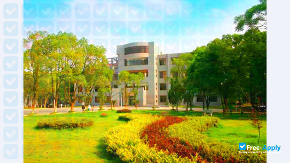 Photo de l’Jiangxi Youth Vocational College #8