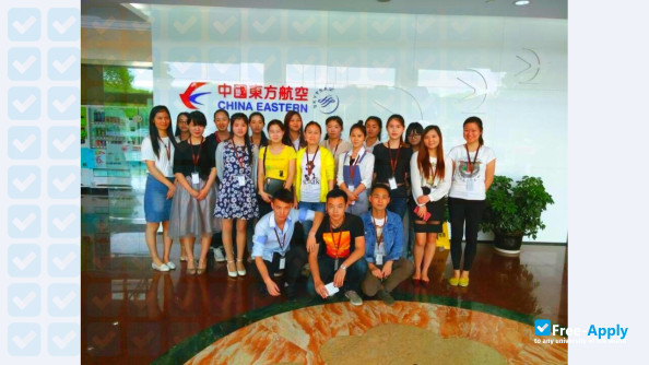 Jiangxi Youth Vocational College photo #1