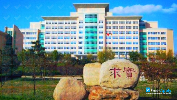 Qingdao Qiushi College фотография №4