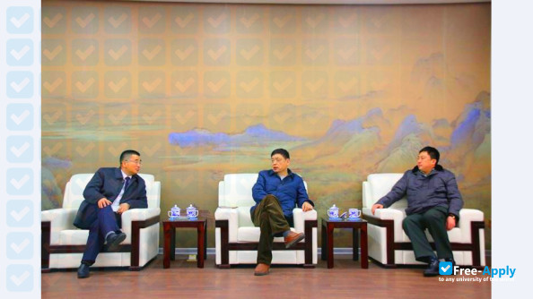 Qingdao Qiushi College photo #10