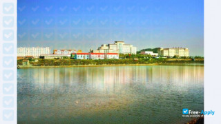 Qingdao Qiushi College миниатюра №10