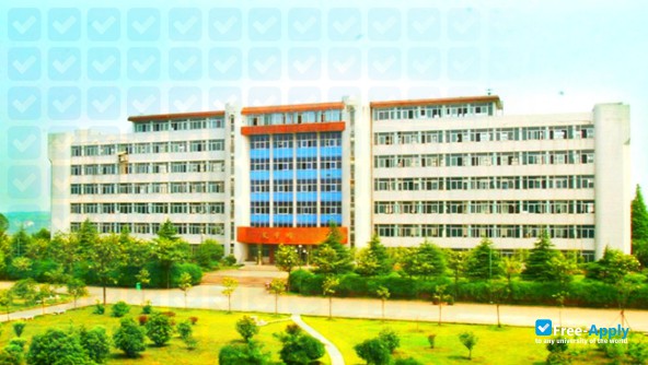 Hunan PetroChemical Vocational Technology College фотография №2