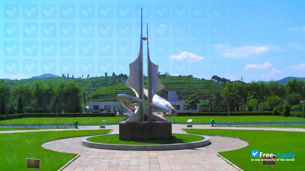 Photo de l’Erdos Vocational College #3