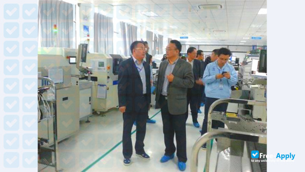 Foto de la Huaibei Vocational & Technical College #2