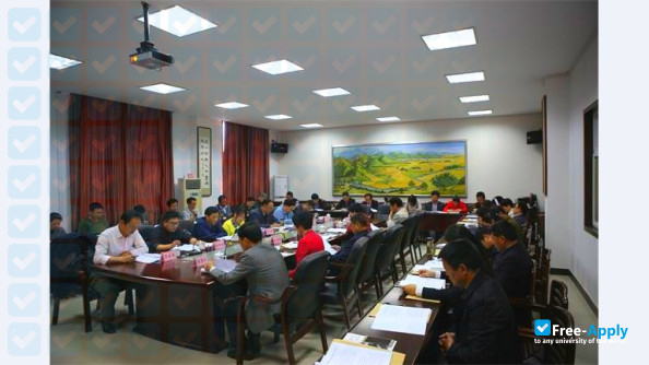 Tongcheng Teachers College фотография №6