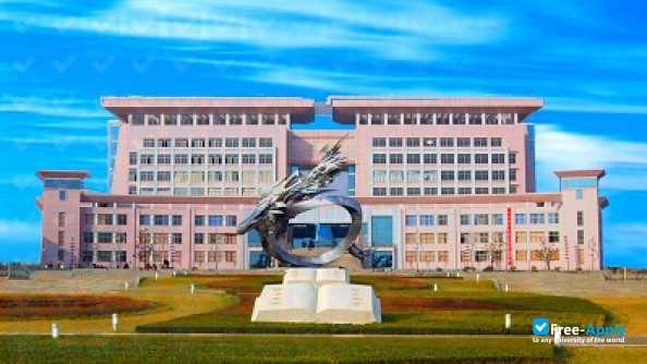 Guangdong Vocational & Technical College фотография №6