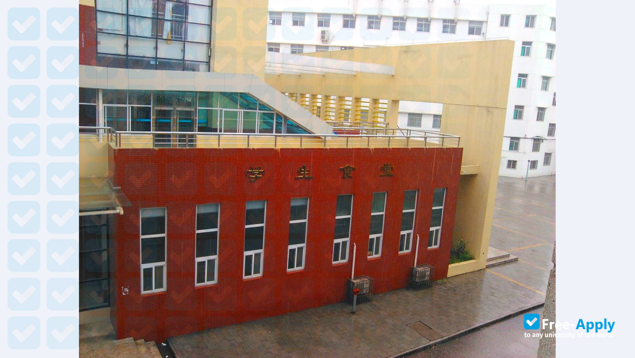 Jingzhou Vocational College of Technology photo #4