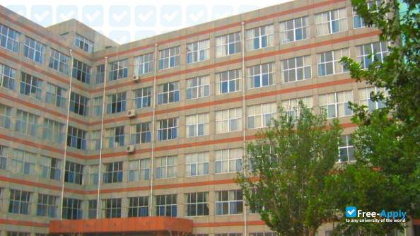 Weifang Medical University photo #2