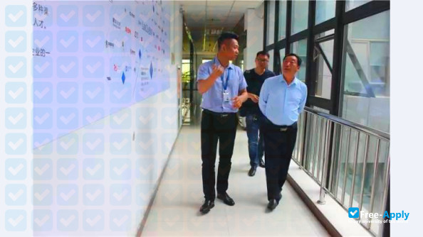 Foto de la Xuchang Vocational Technical College #8