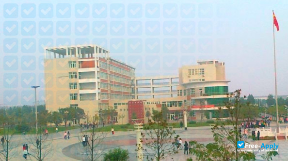 Foto de la Xuchang Vocational Technical College #6