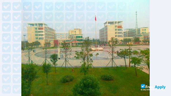Foto de la Xuchang Vocational Technical College #10