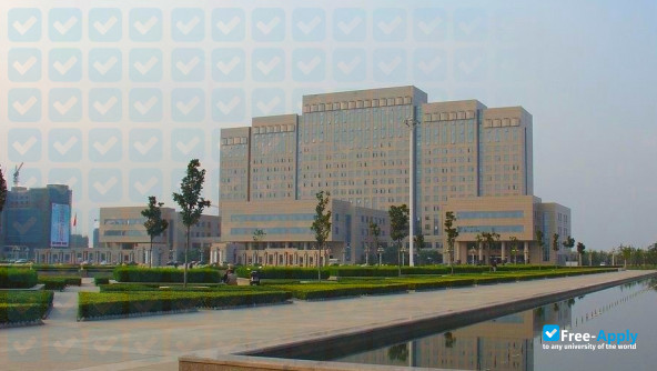 Zhengzhou Yellow River Nursing Vocational College photo #2