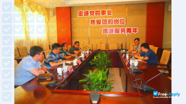 Фотография Shanghai Youth College of Management