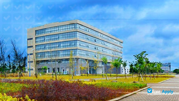 Foto de la Liuzhou Railway Vocational Technical College #2