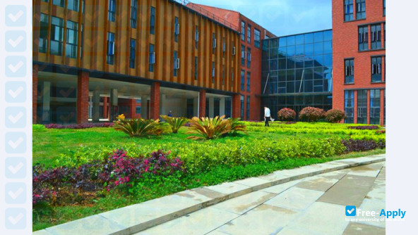 Yuncheng Polytechnic College photo #4