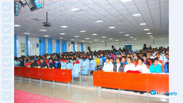 Chifeng Industry Vocational Technology College photo #2