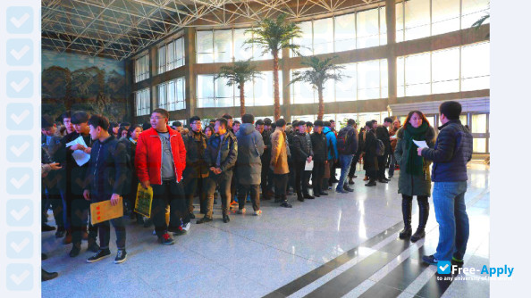 Foto de la Software Institute of Shenyang Polytechnic College #2