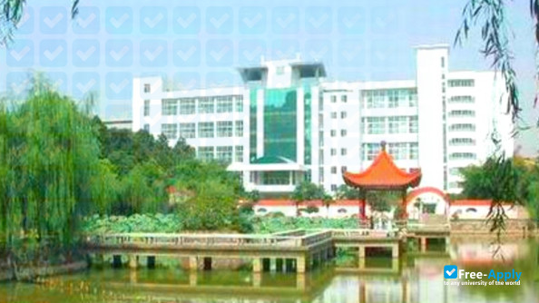Wuhan Railway Vocational College of Technology photo #4