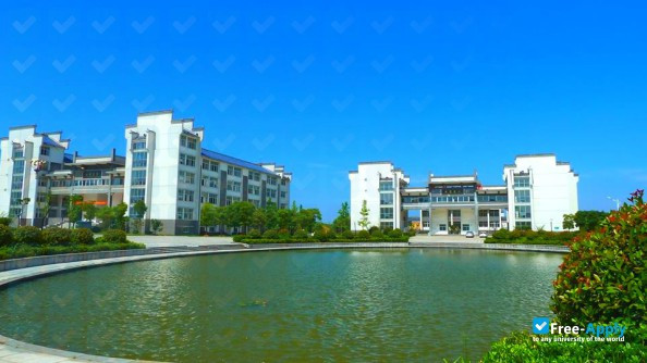 Chizhou University фотография №6