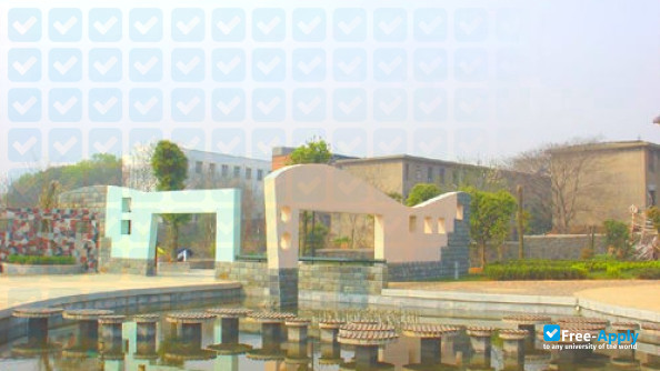 Foto de la Jiangxi Vocational College of Mechanical & Electrical Technology #7