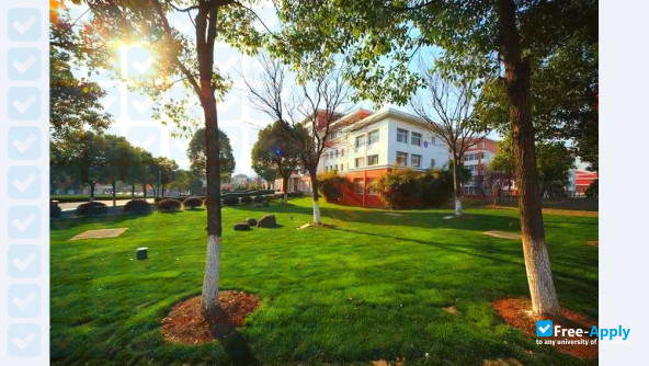 Wuxi Institute of Arts & Technology photo #7