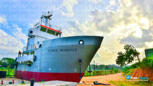 Photo de l’Dalian Shipping College #3