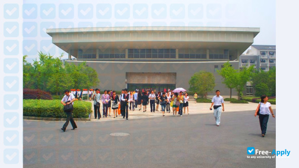 Photo de l’Tourism College of Zhejiang #2