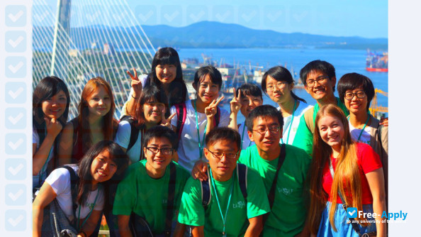 Foto de la Wuhan Maritime Institute #3