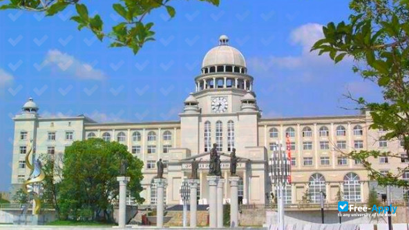 Foto de la Liaoning Vocational College of Business #2