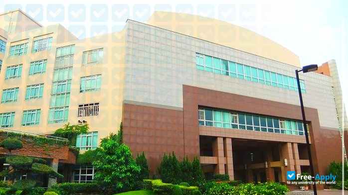 Foto de la Shu Zen College of Medicine and Management #4