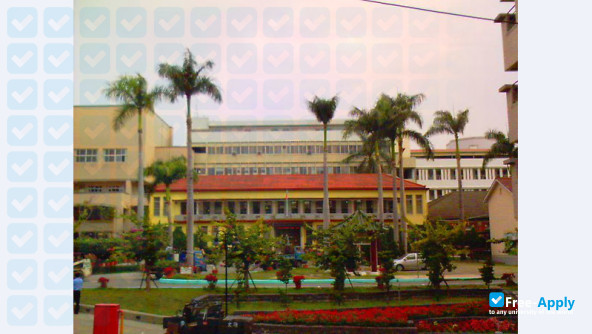 National Tainan Institute of Nursing