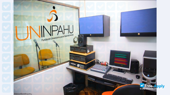 Photo de l’University Foundation UNINPAHU #11