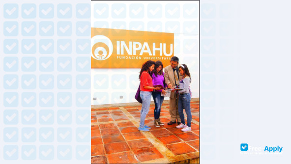 Photo de l’University Foundation UNINPAHU #10