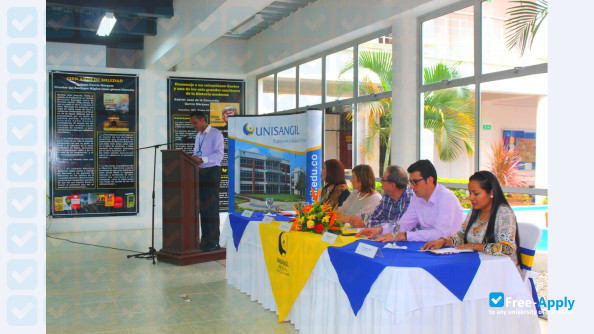 Photo de l’Cooperative University of San Gil #4