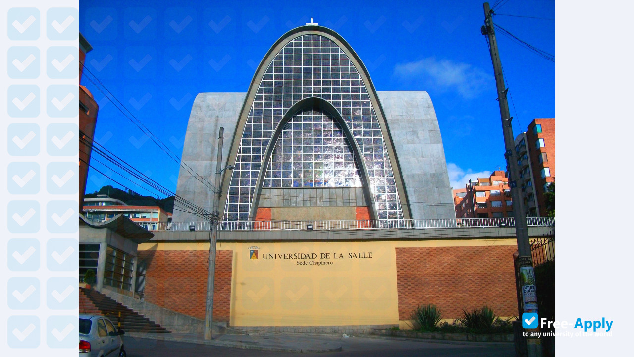 La Salle University photo #2