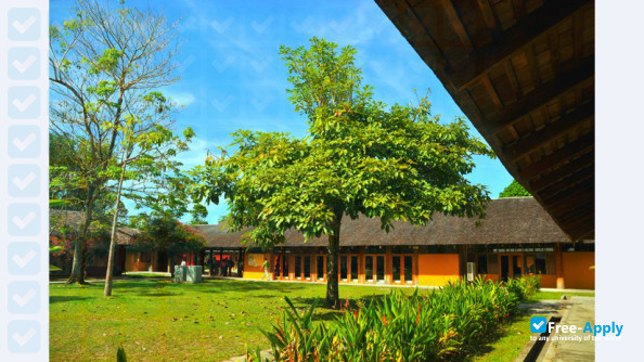 National University of Colombia at Leticia photo #5