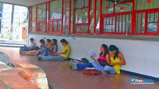 Foto de la South Colombian University #6