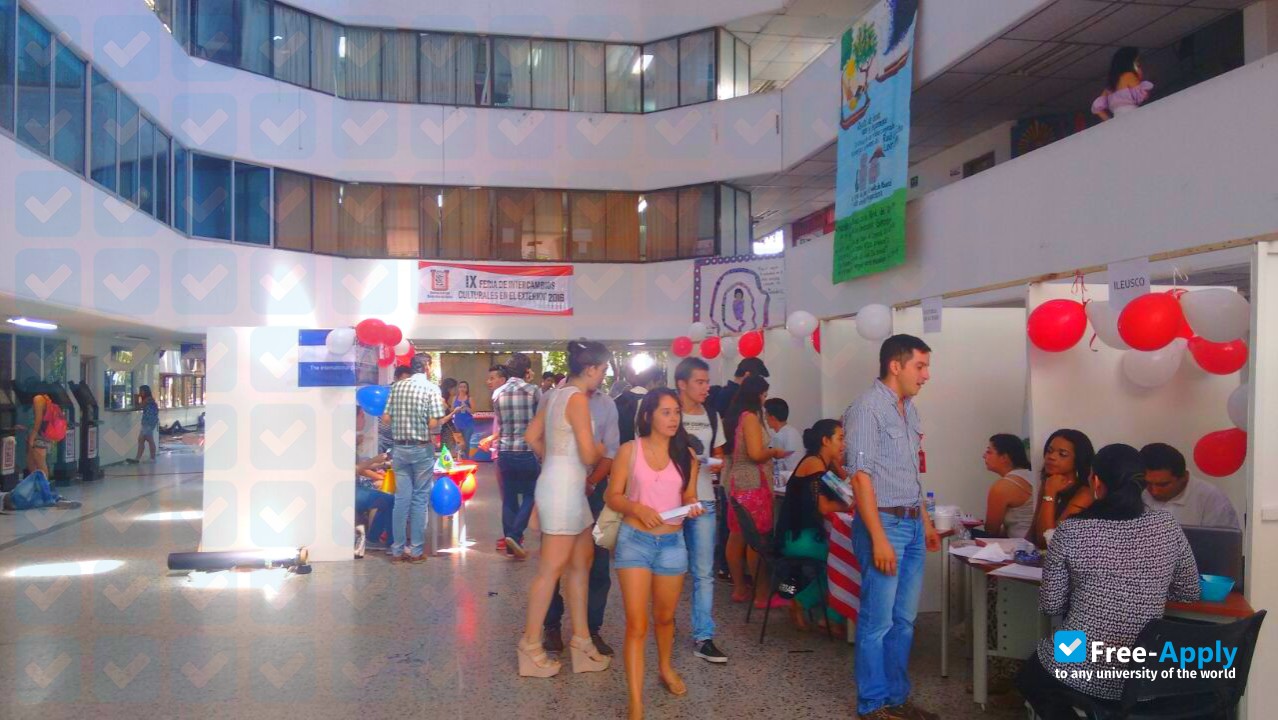 South Colombian University photo #6