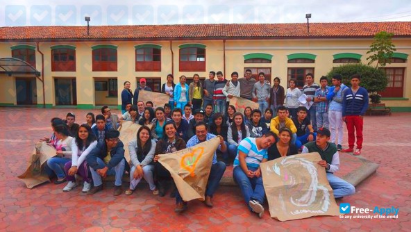 Foto de la University of Cundinamarca #11