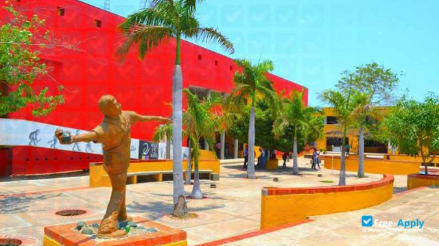 Foto de la University of La Guajira #1