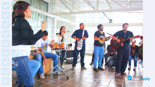 Foto de la University of Manizales #3