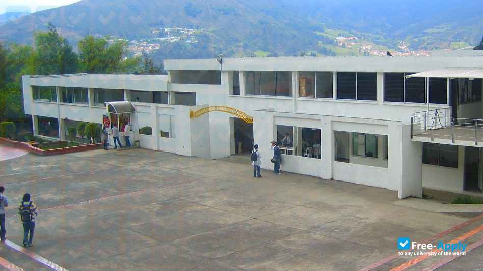 University of Pamplona photo #7