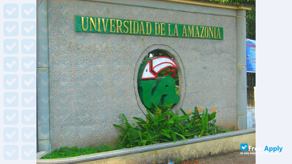 Foto de la University of the Amazon