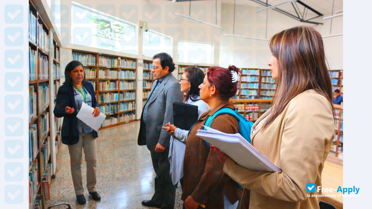 Catholic University of Manizales photo