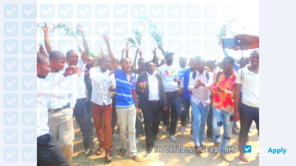 Photo de l’University of Bandundu #3