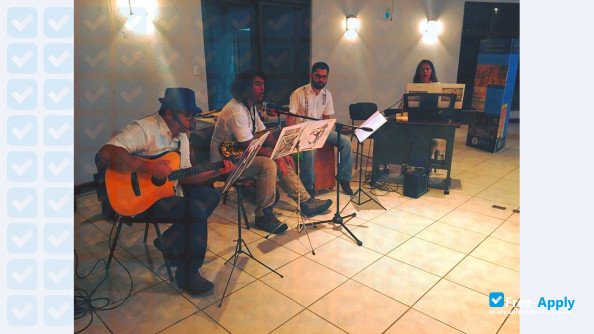 Foto de la Latin American Biblical University #7